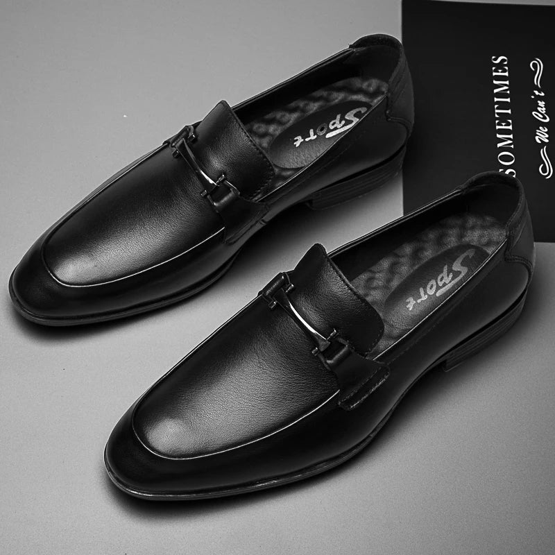 Mocassins de couro genuíno para homens, sapatos formais, mocassins artesanais, moda italiana, marca de luxo