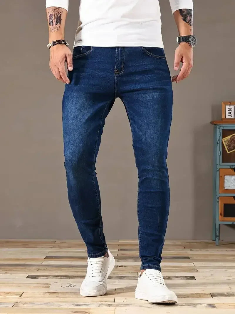 Calça Jeans Slim Fit com eslatano