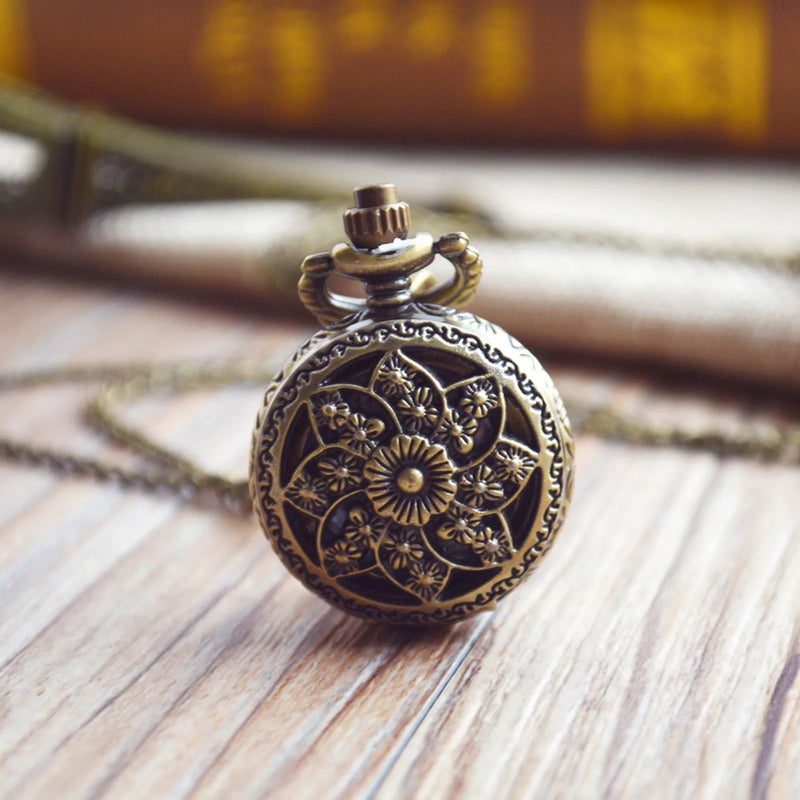 Fashion Pocket Watch Retro Trend Jug Shape Quartz Pocket Watch Hollow Flower Small Pocket Watch With Pendant Chain Necklace