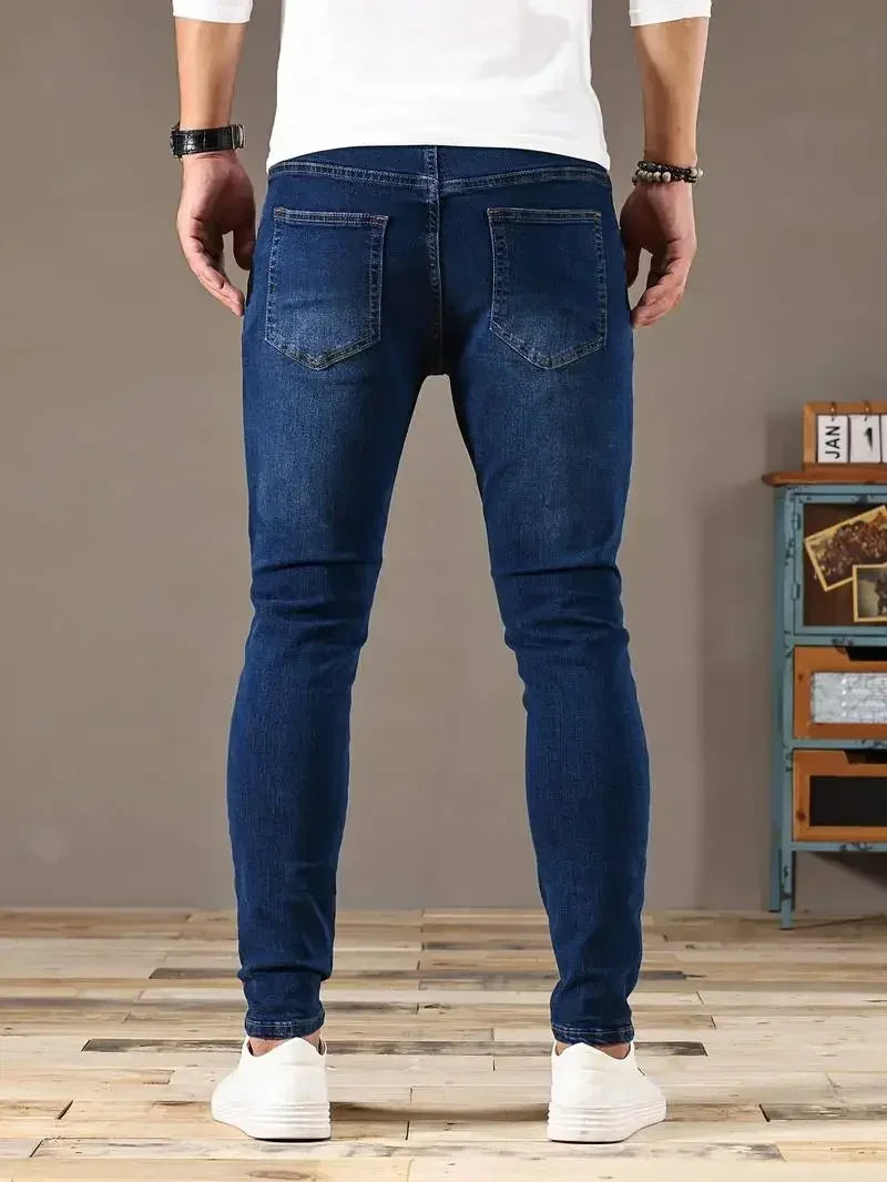 Calça Jeans Slim Fit com eslatano